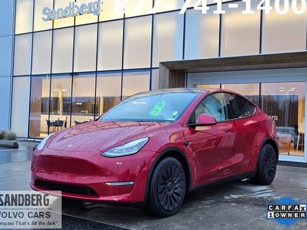 TESLA MODEL Y 2021 5YJYGDEE0MF104859 image